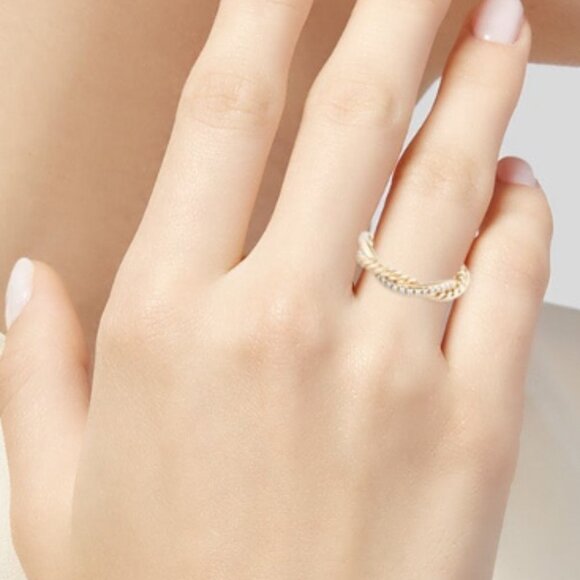 DAVID YURMAN 18K 750 YELLOW GOLD  DIAMOND PETITE INFINITY BAND RING - Picture 8 of 8